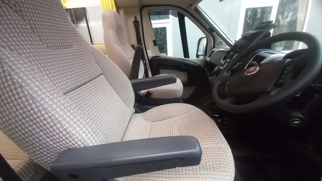 AUTO-TRAIL APACHE 632