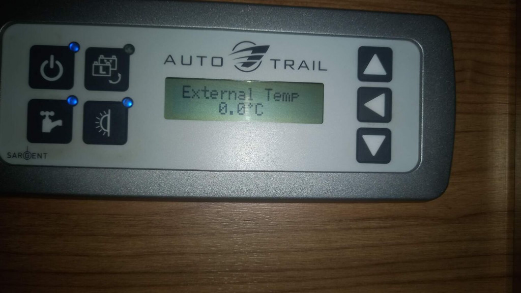 AUTO-TRAIL APACHE 632