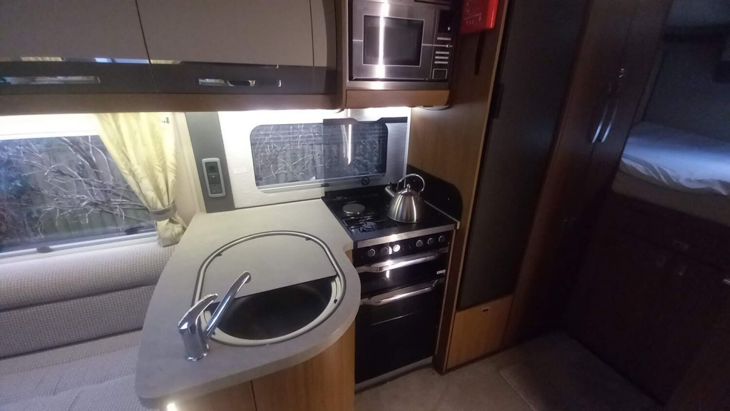 AUTO-TRAIL APACHE 632