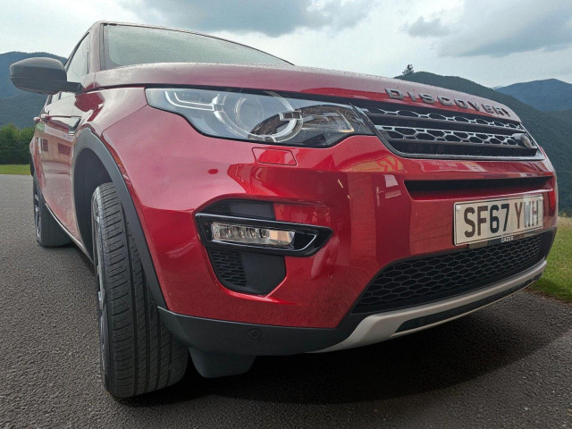 LAND ROVER DISCOVERY SPORT