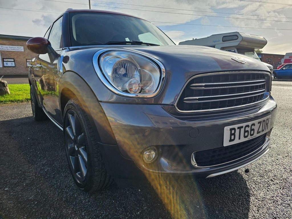MINI COUNTRYMAN