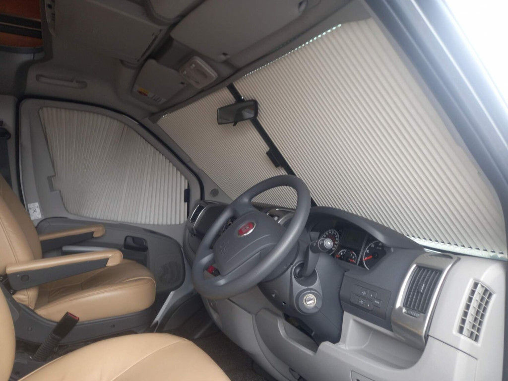 AUTO-TRAIL CHEROKEE