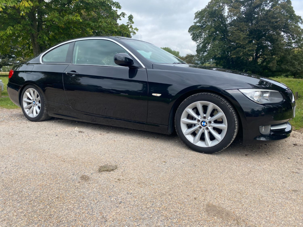 View BMW 3 SERIES 335I SE