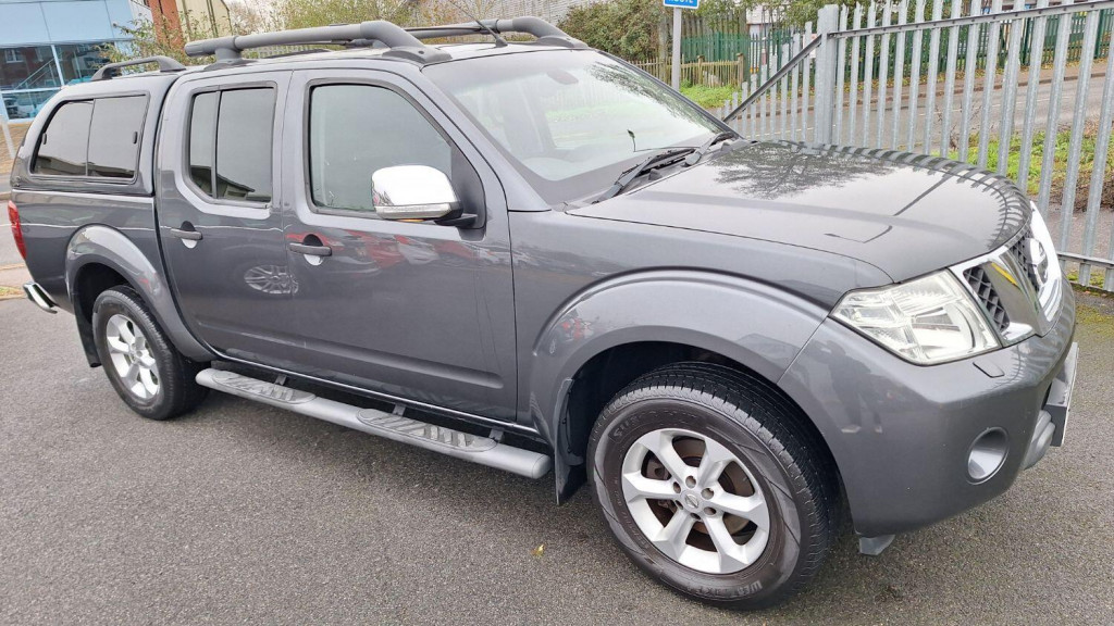 NISSAN NAVARA
