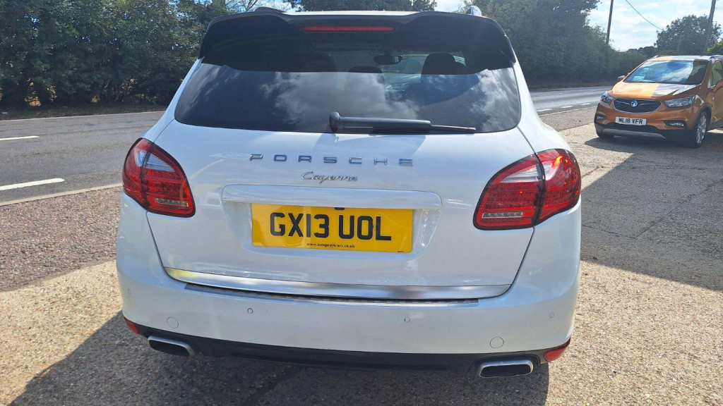PORSCHE CAYENNE