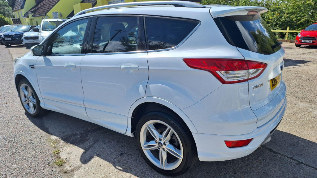 FORD KUGA