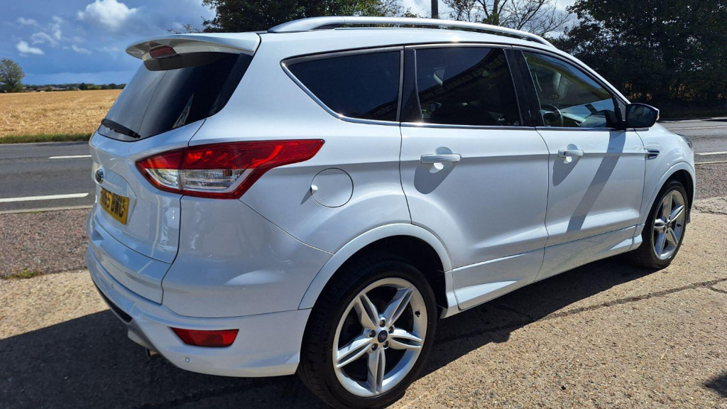 FORD KUGA