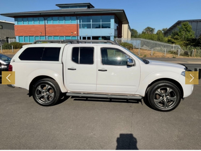 NISSAN NAVARA DCI TEKNA 4X4 SHR DCB