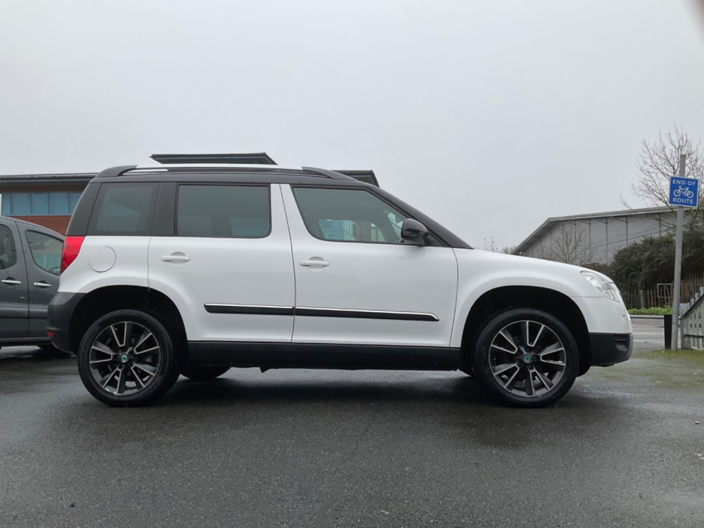 SKODA YETI