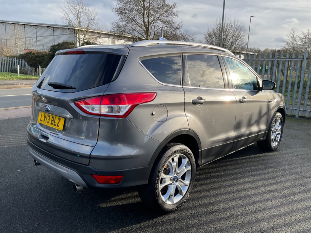 FORD KUGA