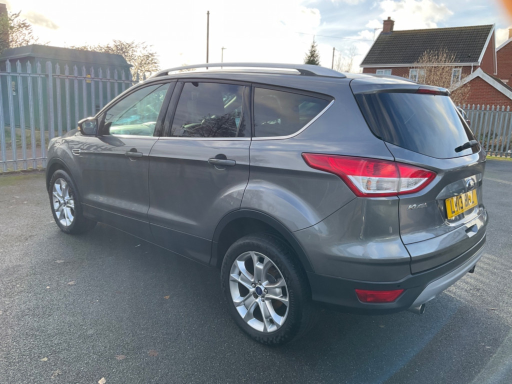 FORD KUGA