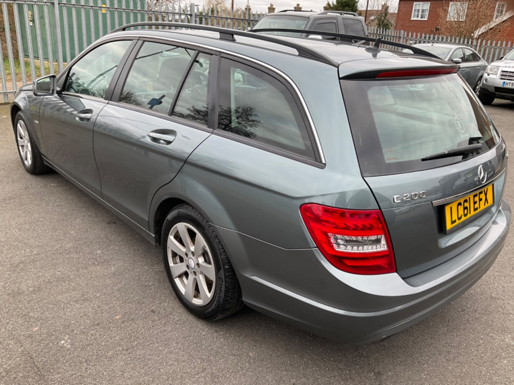 MERCEDES-BENZ C CLASS