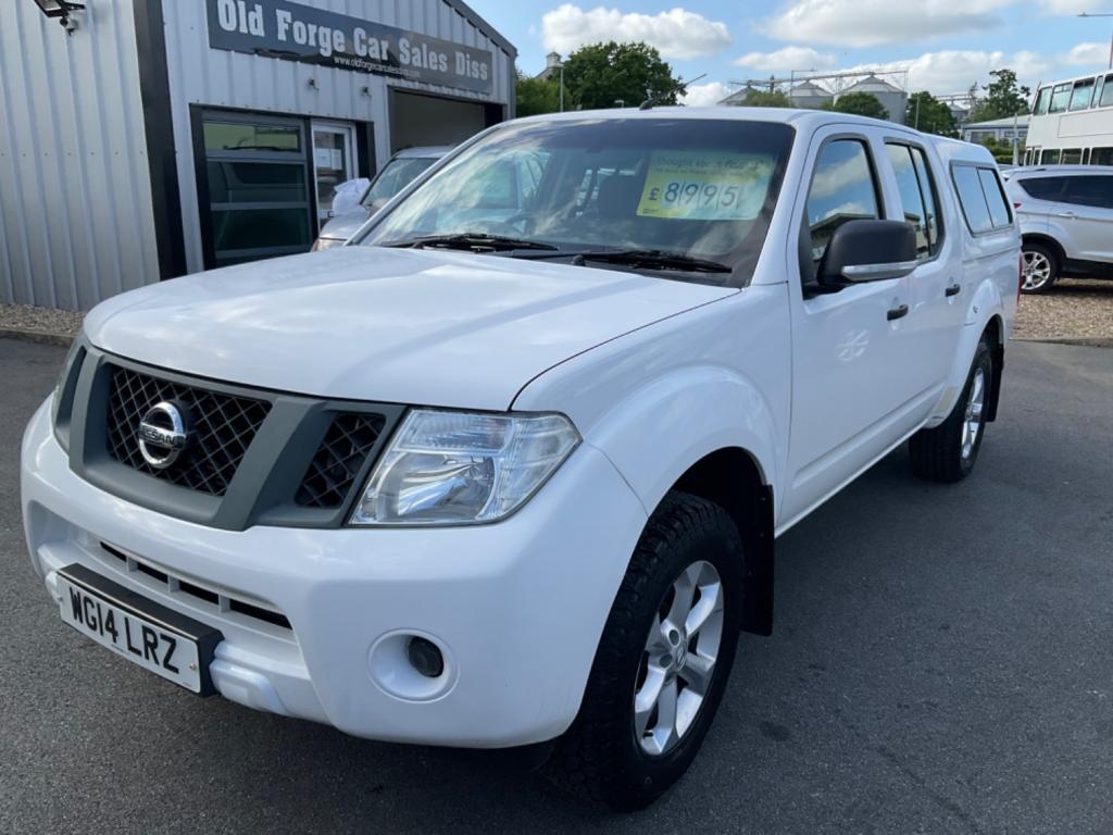 NISSAN NAVARA