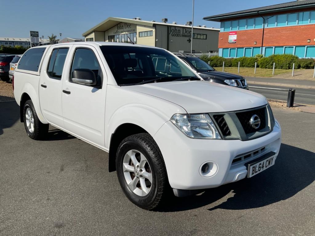 NISSAN NAVARA