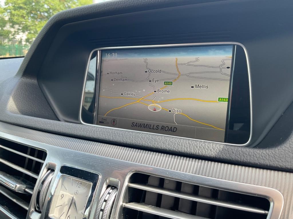 MERCEDES-BENZ E CLASS