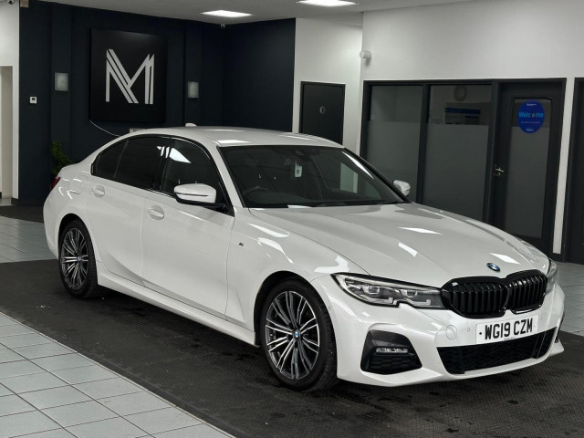 BMW 3 SERIES