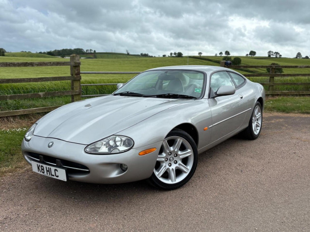 JAGUAR XK8