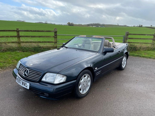 MERCEDES-BENZ