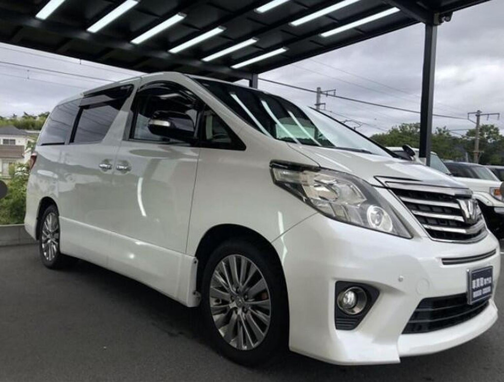 TOYOTA ALPHARD