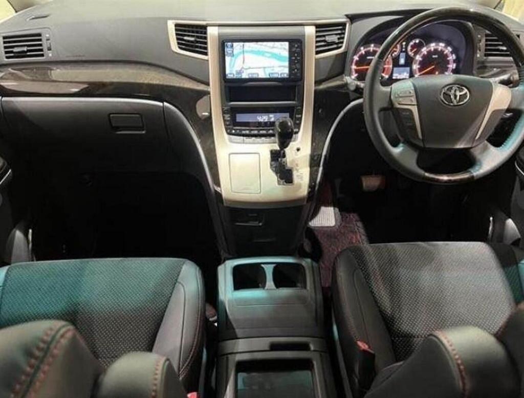 TOYOTA ALPHARD
