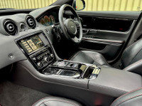 JAGUAR XJR