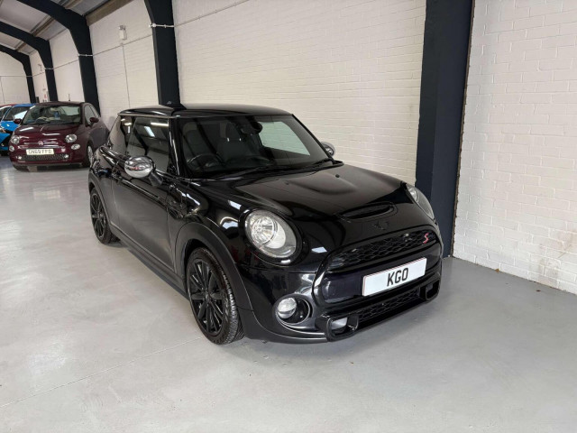 MINI HATCH 2.0 Cooper S Euro 6 (s/s) 3dr (2014/64)