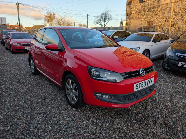 VOLKSWAGEN POLO