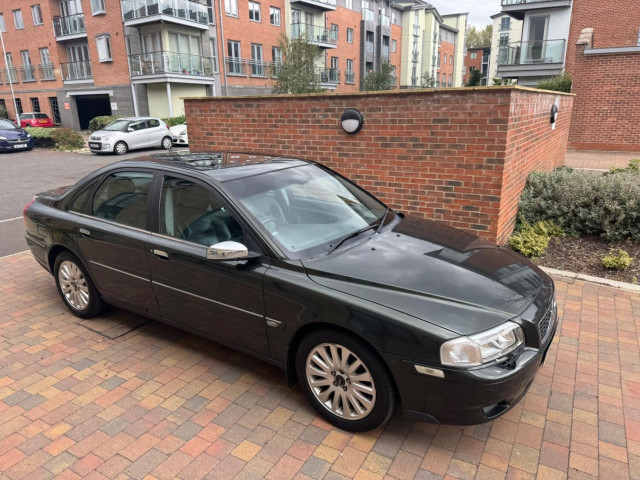 VOLVO S80 2.4 D5 SE Lux 4dr