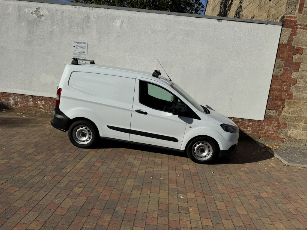 FORD TRANSIT COURIER