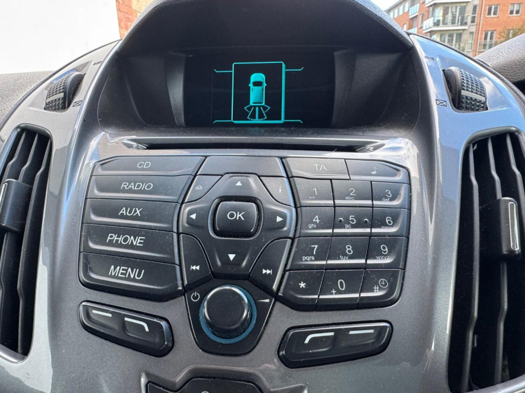 FORD TRANSIT COURIER