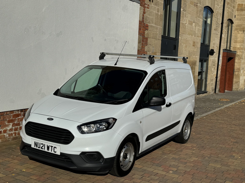 FORD TRANSIT COURIER