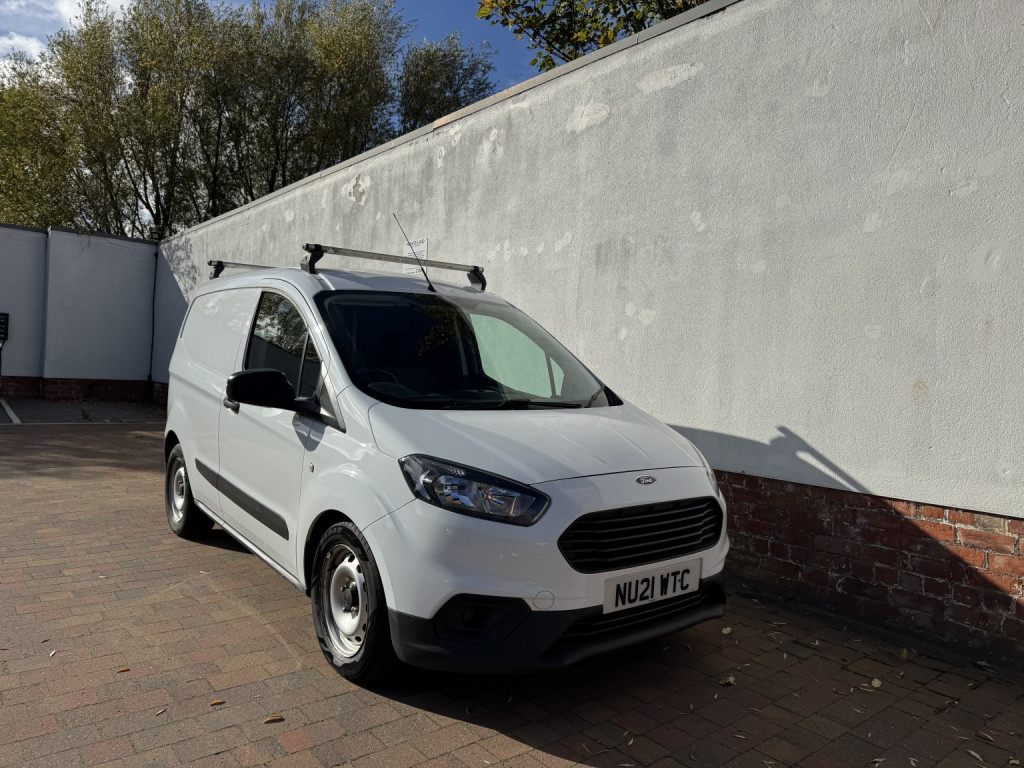 FORD TRANSIT COURIER
