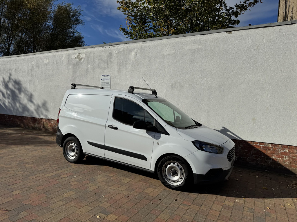 FORD TRANSIT COURIER