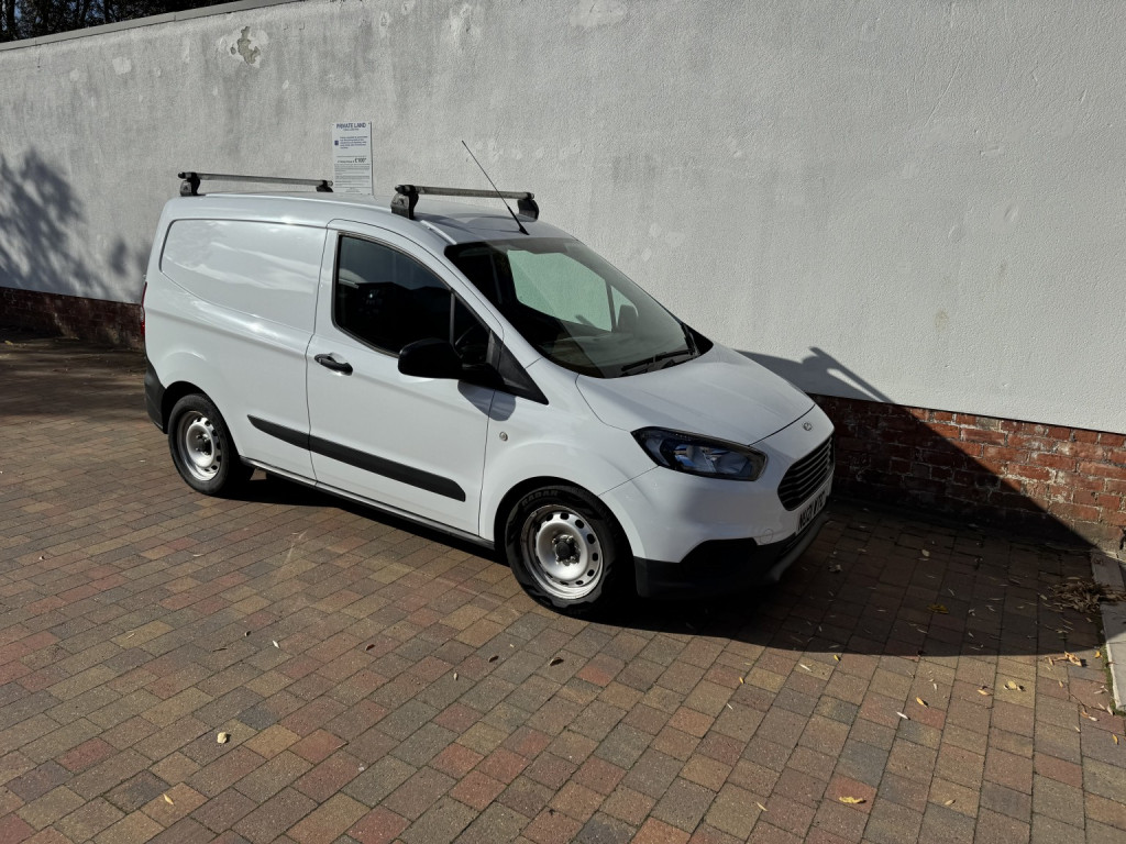 FORD TRANSIT COURIER