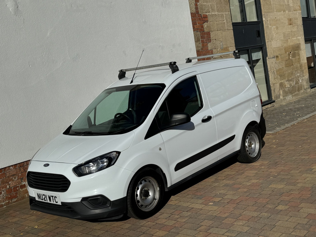 FORD TRANSIT COURIER