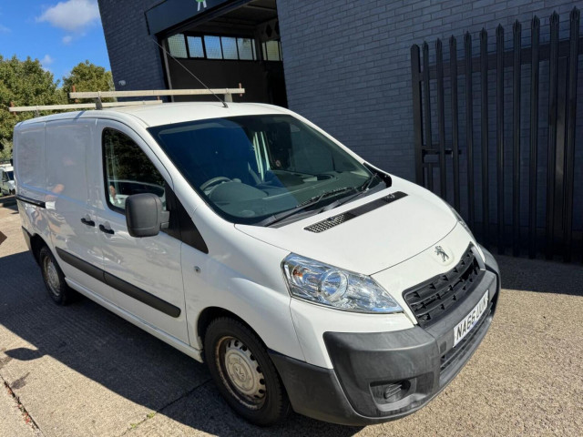 PEUGEOT EXPERT 1.6 HDi L1 H1 4dr