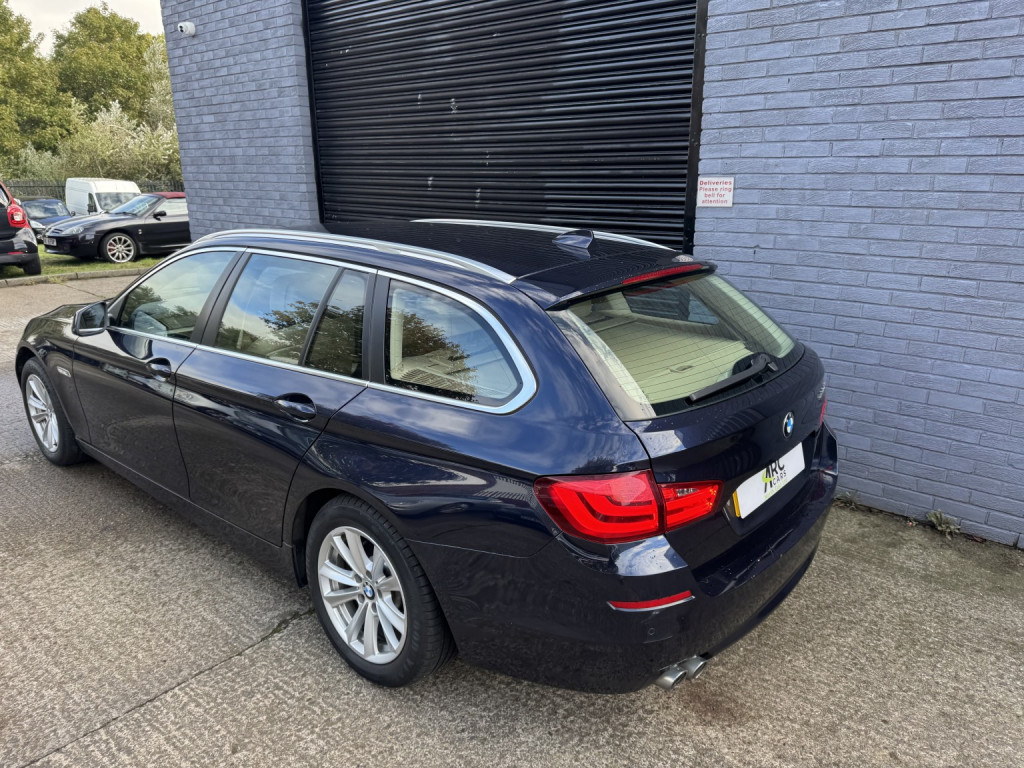 BMW 5 SERIES