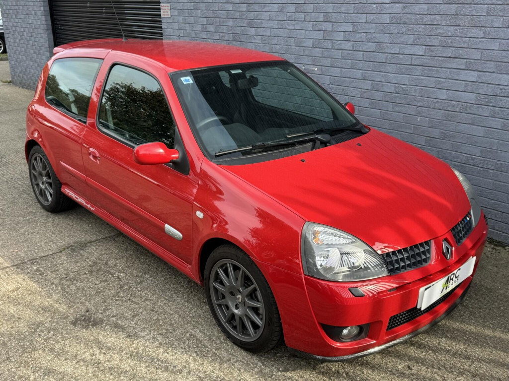 RENAULT CLIO