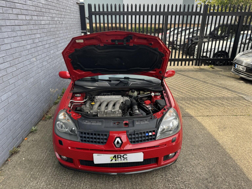 RENAULT CLIO