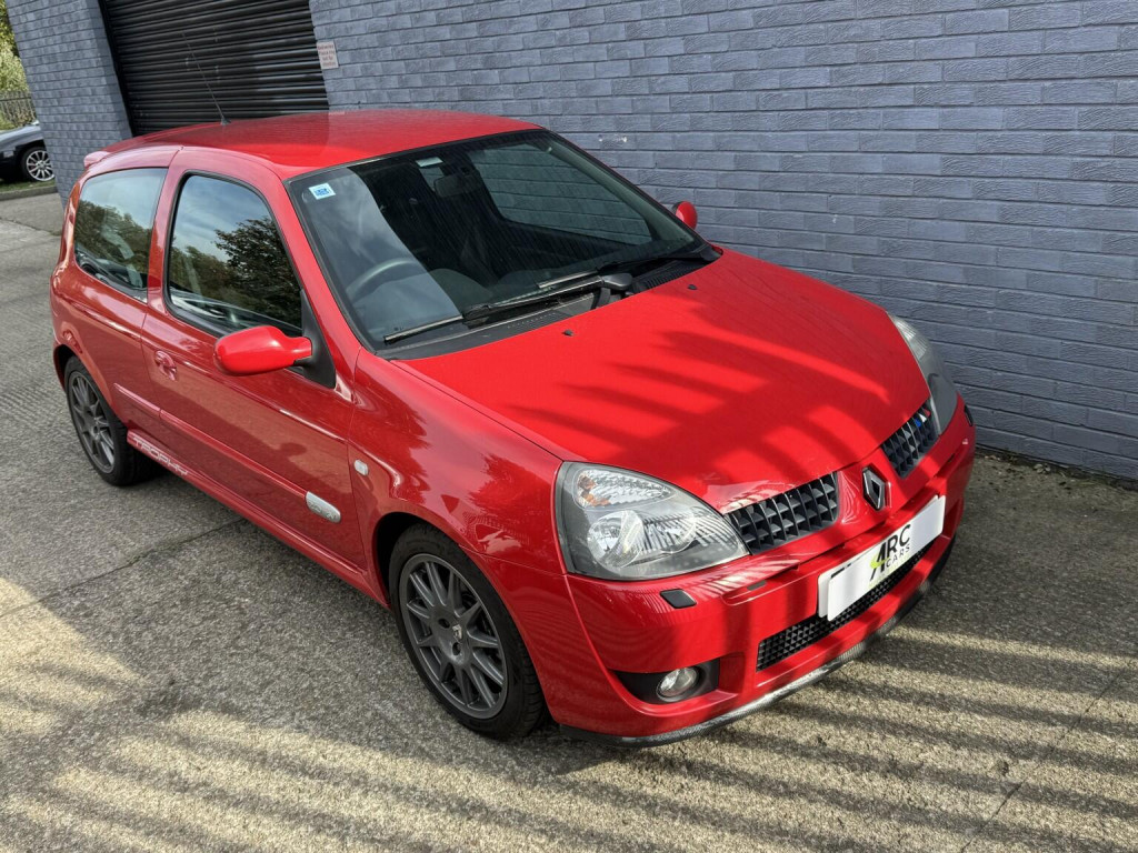RENAULT CLIO