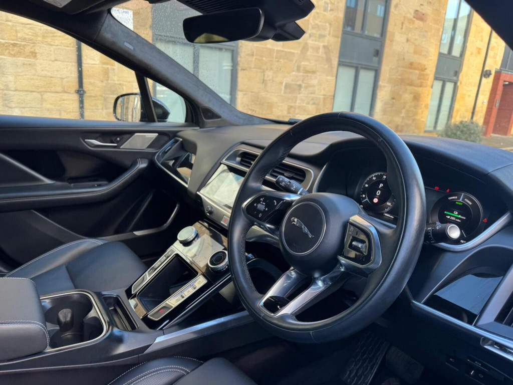 JAGUAR I-Pace