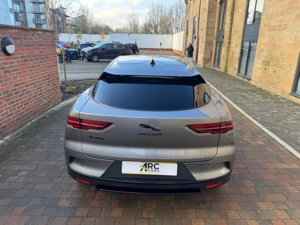 JAGUAR I-Pace