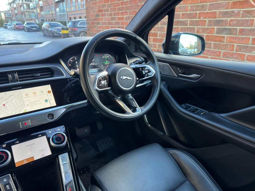 JAGUAR I-Pace