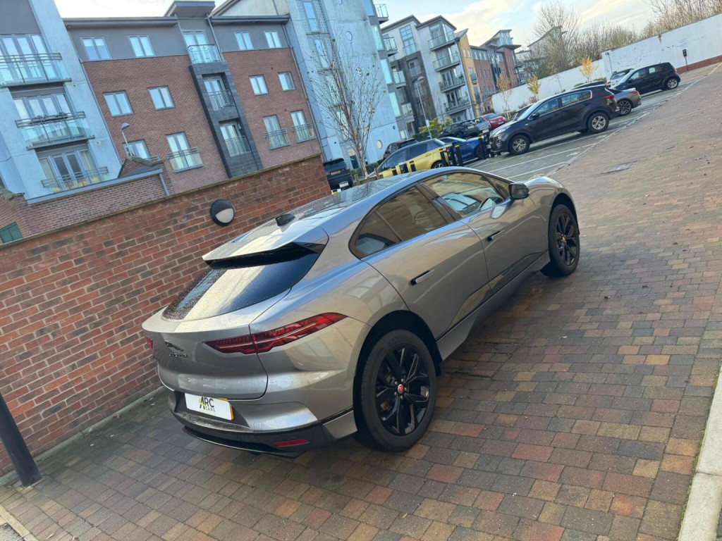 JAGUAR I-Pace