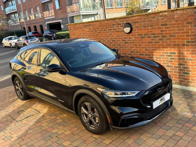 FORD MUSTANG MACH-E Standard Range 70kWh 5dr