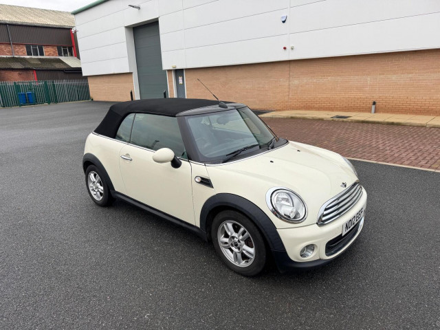 MINI CONVERTIBLE 1.6 One Euro 5 2dr