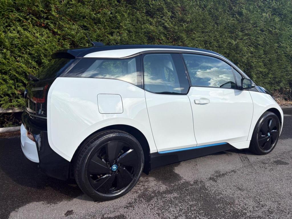 BMW I3