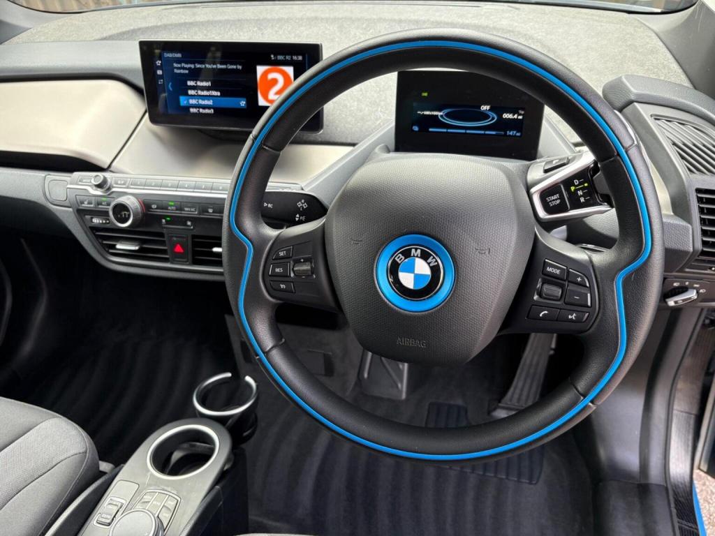 BMW I3