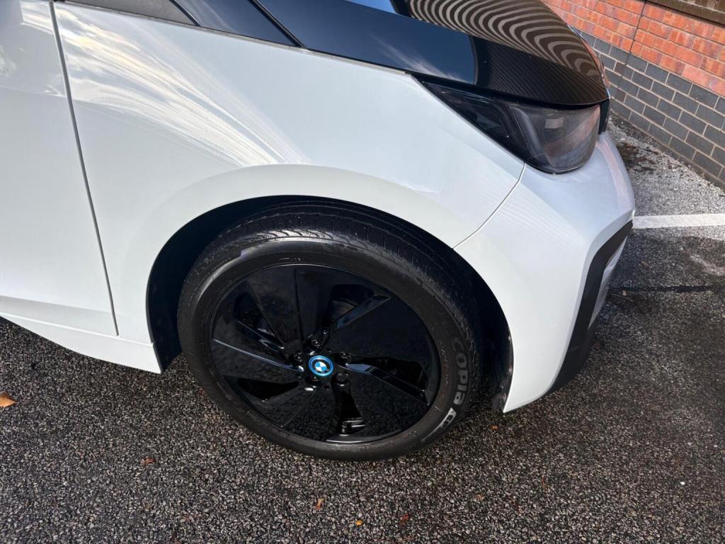 BMW I3