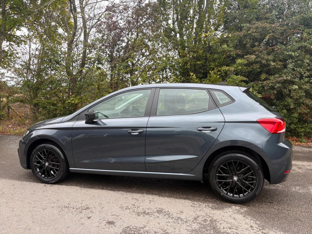 SEAT IBIZA